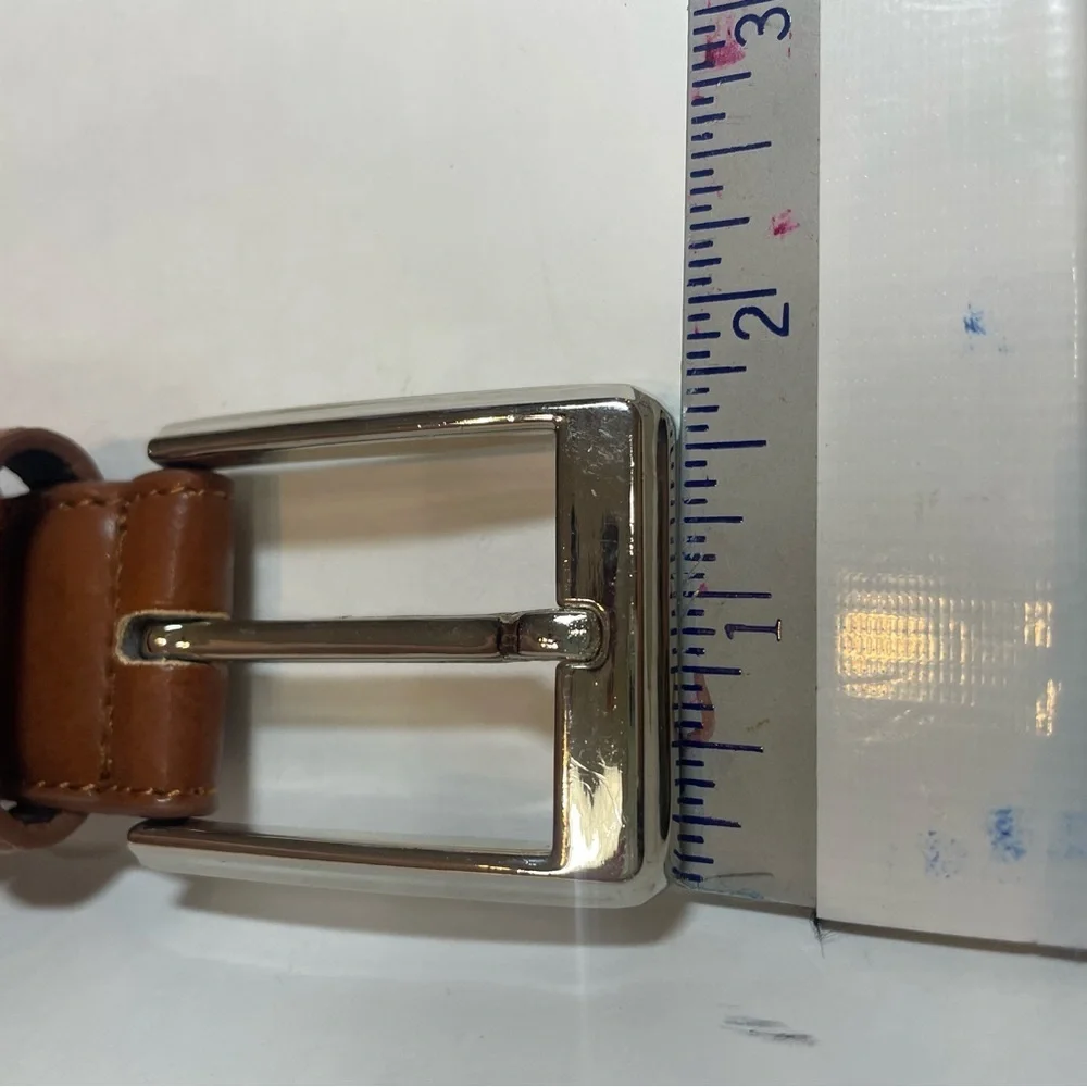 Beverly Hills Polo Club Men’s Brown Leather Belt. Size 42. Pre-owned